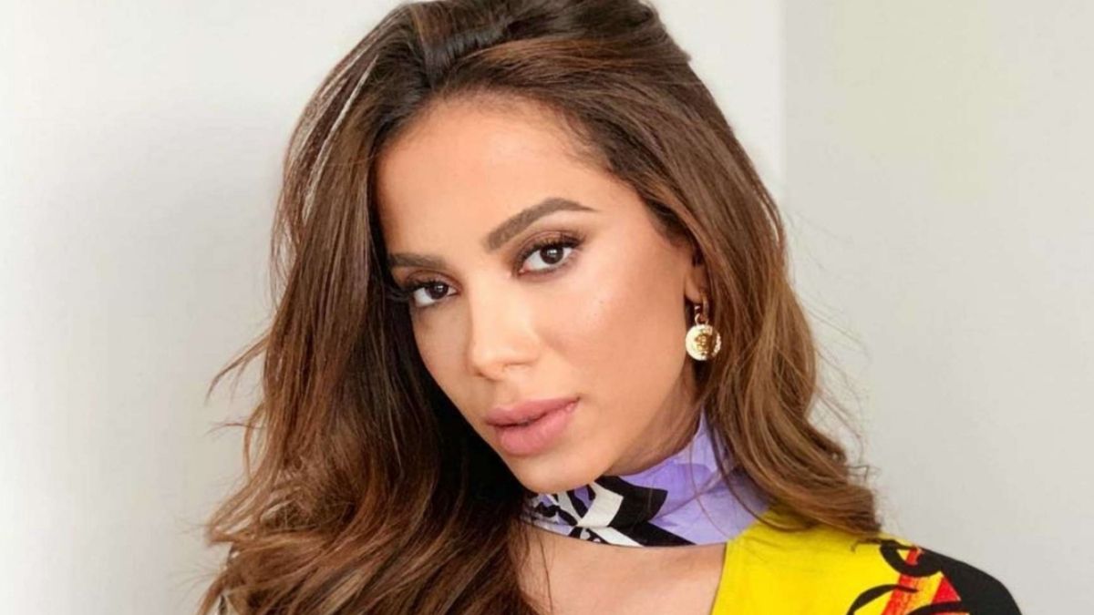 Anitta se apresentará em show de abertura na final da Liga dos