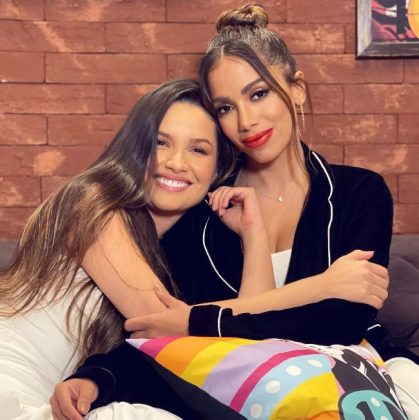 Nesta segunda-feira (26), Anitta usou seu Twitter para negar os boatos de que estaria namorando Juliette. (Foto: Instagram)