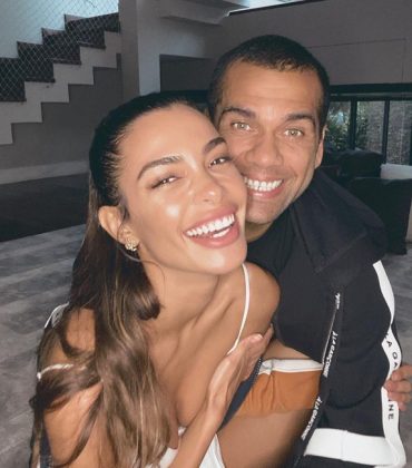 A ex-mulher de Daniel Alves afirmou que ele colocou o matrimônio dos dois em risco, mas não acredita que ele seria capaz do crime. (Foto: Instagram)