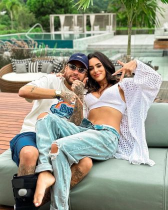 O relacionamento de Neymar e Bruna Biancardi ganhou ainda mais força com a notícia da gravidez da influenciadora. (Foto: Instagram)