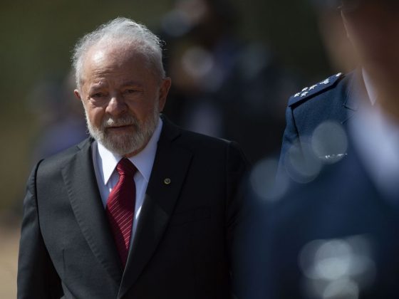 O presidente Lula assina, nesta sexta-feira (21), medidas para fortalecer a segurança pública no Brasil. (Foto: Agência Brasil)