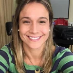 Fernanda Gentil foi contratada da Globo durante 15 anos, e migrou do esporte para o entretenimento, mas não obteve o sucesso esperado. (Foto: Instagram)