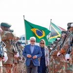 Nesta segunda-feira (21) Lula chegou a Joanesburgo, na África do Sul, às 05h no horário de Brasília e 10h no horário local. o presidente brasileiro participará de terça-feira (22) até quinta-feira (24), da 15ª Cúpula do Brics (Foto: Agência Brasil)