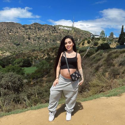 Na última quarta-feira (13), MC Mirella usou as redes sociais para exibir as transformações em seu corpo aos cinco meses de gravidez. (Foto: Instagram)