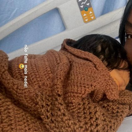 Suelen Gervásio, envolvida em uma polêmica sobre a paternidade de sua filha, deu à luz Nina, nesta quarta-feira (27). (Foto: Instagram)
