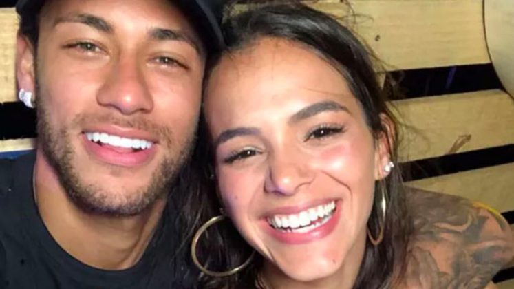 Sobre seu relacionamento com Neymar, Bruna disse: "Eu comecei a namorar outra pessoa muito famosa, e não era uma escolha nossa se o relacionamento seria exposto ou não, simplesmente era. Fui entendendo muita coisa e não entendendo nada também". (Foto Instagram)
