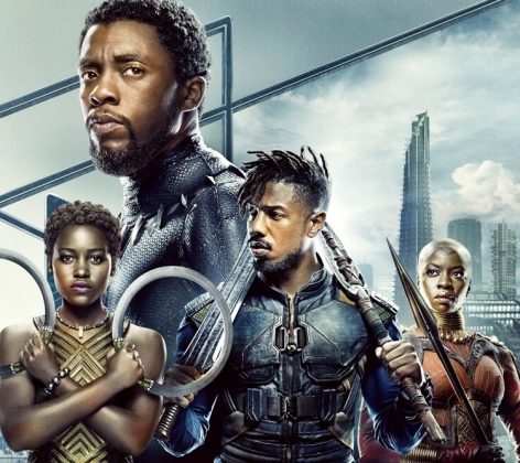 "Pantera Negra" (2018) - Um marco na representação da diversidade no cinema de super-heróis, com uma história poderosa de Wakanda. (Foto: Divulgação)
