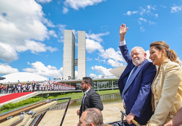 Governo Lula abriu espaços mas não firmou uma base no Congresso (Foto: Agência Brasil)