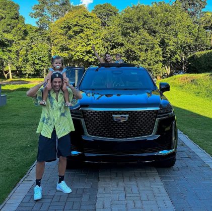 Virginia e Zé Felipe compram carro de luxo avaliado em R$ 2 milhões. (Foto: Instagram)