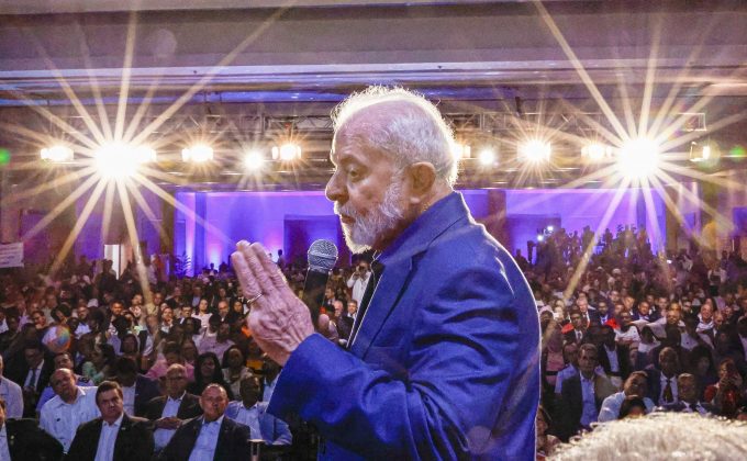 Questões de segurança estão ganhando mais destaque que a economia. (Foto: Instagram)