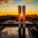 Câmara aprova isenção do IR para até 2 salários mínimos..(Foto: Instagram)