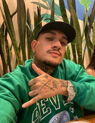 Mc Binn quer inspirar outras pessoas com sua jornada de emagrecimento. (Foto: Instagram)