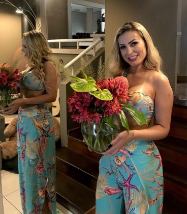 "O meu filho é o meu câmera, ele é meu funcionário, ele é pago para trabalhar." (Foto Instagram)
