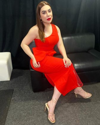 Na última terça-feira (10), Naiara Azevedo conversou com o portal LeoDias, durante a gravação do DVD de Cleber & Cauan, em seu camarim, minutos antes de subir no palco, a cantora falou sobre as suas primeiras impressões do elenco do BBB24, que se iniciou a poucos dias (Foto: Instagram)