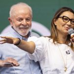 Com quase 15 meses da eleição de 2022, Janja, a primeira-dama, continua sendo o principal obstáculo para que Lula se aproxime dos líderes evangélicos de direita (Foto: Agência Brasil)