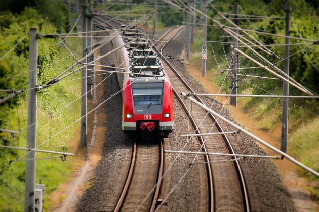 Segundo o governo Tarcísio de Freitas (Republicanos), o reajuste ficou em cerca de 50% da inflação (Foto: Pixabay)