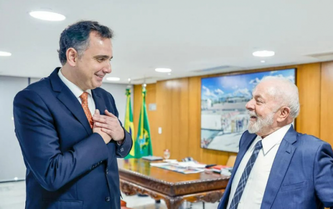 Pacheco se reuniu com Lula no Palácio da Alvorada. (Foto: Instagram)