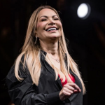 A cantora Solange Almeida também realizou bariátrica em 2008. (Foto: Instagram)