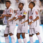 O jogador participou da fase áurea do Santos junto de Neymar. (Foto: Instagram)