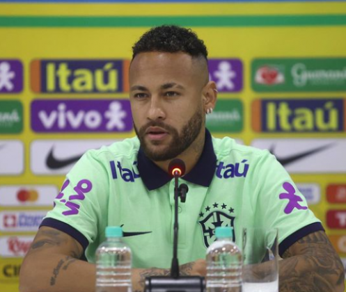 Neymar em coletiva pela seleção brasileira. (Foto: Instagram)