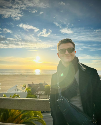 Além de seu trabalho com a Família Lima e com Sandy, Lucas também é conhecido por suas composições e produções musicais para outros artistas. (Foto: Instagram)
