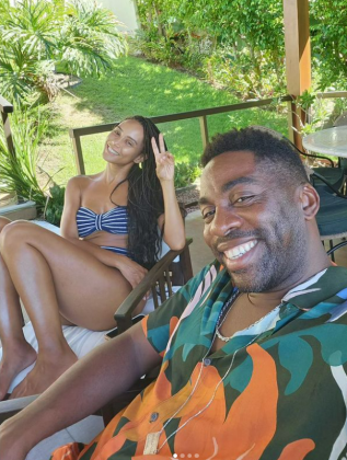 O casal compartilha um pouco da vida a dois nas redes sociais para deixar os fãs com o coração quentinho. (Foto: Instagram)