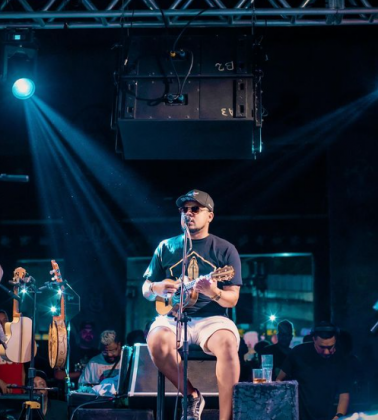 Grupo Relevação durante show. (Foto Instagram)