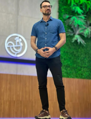 Sua história ganhou destaque ao se tornar o primeiro presidente de um clube brasileiro a se assumir publicamente gay. (Foto: Instagram)