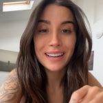 Bianca Andrade falou sobre a dificuldade de aprender inglês, durante intercâmbio em Londres. (Foto: Reprodução vídeo Instagram)