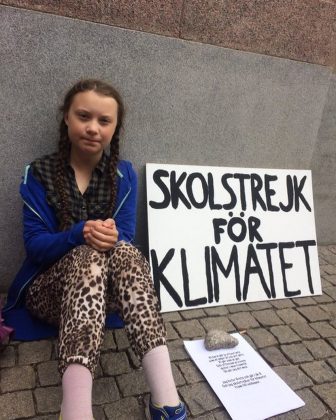 A ativista ambiental Greta Thunberg, de 21 anos, enfrentou o primeiro dia de julgamento em Londres. (Foto Instagram)