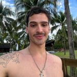 Em relação a Bruna, ele confessou estar com planos de casamento. (Foto: Instagram)