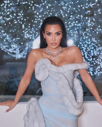 Kim Kardashian vende bolsa por R$ 345 mil e irrita seus fãs. (Foto Instagram)