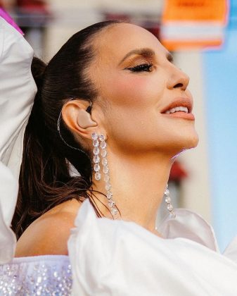 Ivete Sangalo canta no trio até 600 músicas no Carnaval e conta como é a preparação (Foto: Instagram)