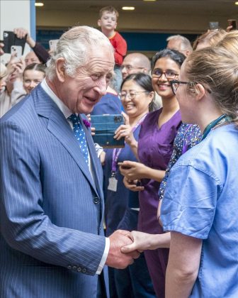 Rei Charles III se manifesta pela primeira vez após o diagnósticos de câncer (Foto: Instagram)