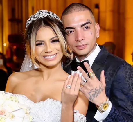 Eles se casaram em 2018, em uma cerimônia conduzida pelo padre Fábio de Melo. (Foto: Instagram)