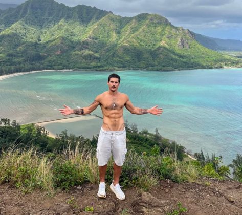 O que começou como rumores durante o Carnaval agora parece se transformar em uma realidade, com Nicolas e Sabrina com postagens via Instagram, desfrutando de uma viagem juntos (Foto: Instagram)