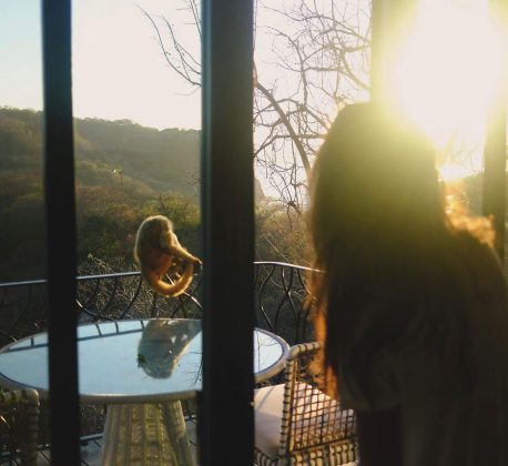 Em postagem na última terça-feira, 27, Nicolas compartilhou esta foto de Sabrina (Foto: Instagram)