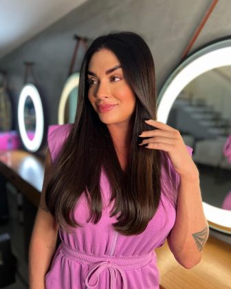 "Meu Deus, que corpo é esse?" foi a reação de Angela. (Foto: Instagram)