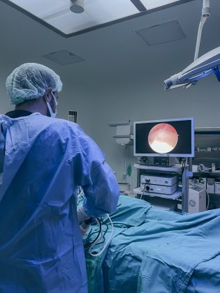 A esperança é que um cessar-fogo possa trazer alívio humanitário para Gaza.