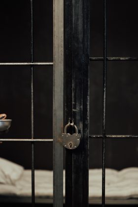 "Tô sonhando com essa vitória. Meu filho está feliz no céu. A Justiça cumpriu a lei, é para colocar essas pessoas que fazem muito mal na cadeia", comentou Marisilva Moreira após receber a decisão da Justiça sobre o caso do filho. (Foto Pexels)