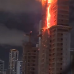 Incêndio se inicia no topo e se espalha por vários andares. (Foto: Instagram)
