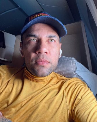 Alves foi condenado por estupro em Barcelona. (Foto: Instagram)