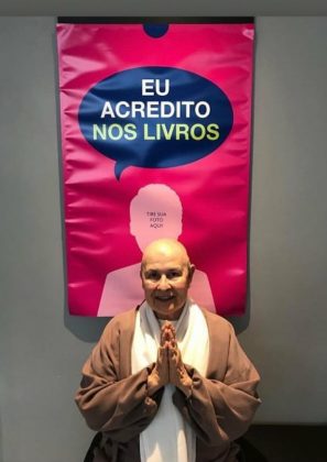 Em vídeo, a monja, deu o seu recado. (Fonte: Facebook)