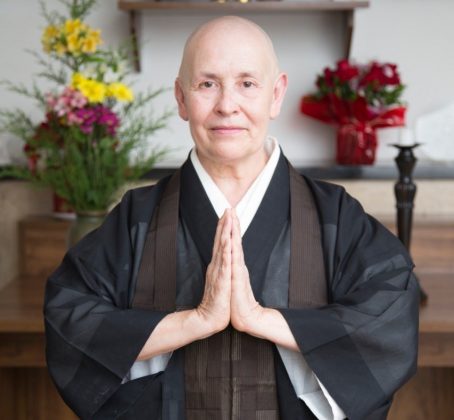 Viveu 12 anos no Japão, tendo retornado ao Brasil em 1995. (Fonte: Facebook)