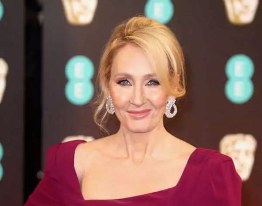 David Zaslav, CEO da Warner, confirmou que teve múltiplos encontros com Rowling sobre a nova série. (Foto: Instagram)