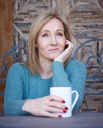 Mídia britânica destaca divergência de opinião em relação a Rowling. (Foto: Instagram)