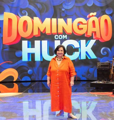 Dona Déa Lúcia, a mãe de Paulo Gustavo, não poupou críticas à Yasmin Brunet durante sua participação no "Domingão com Huck". (Foto Instagram)