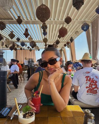 A atriz revelou o novo visual em suas redes sociais. (Foto: Instagram)