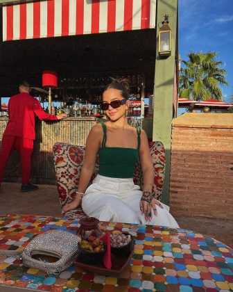 A atriz, Mel Maia, rebateu as críticas que vem recebendo nas redes sociais, após começar transição capilar (Foto: Instagram)