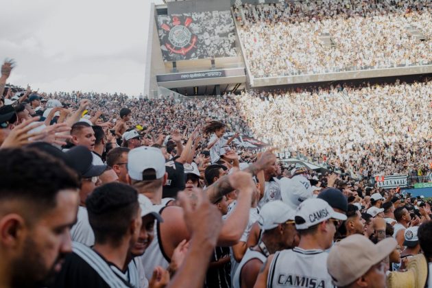 Torcida do Corinthians na arena. (Fonte: Instagram)